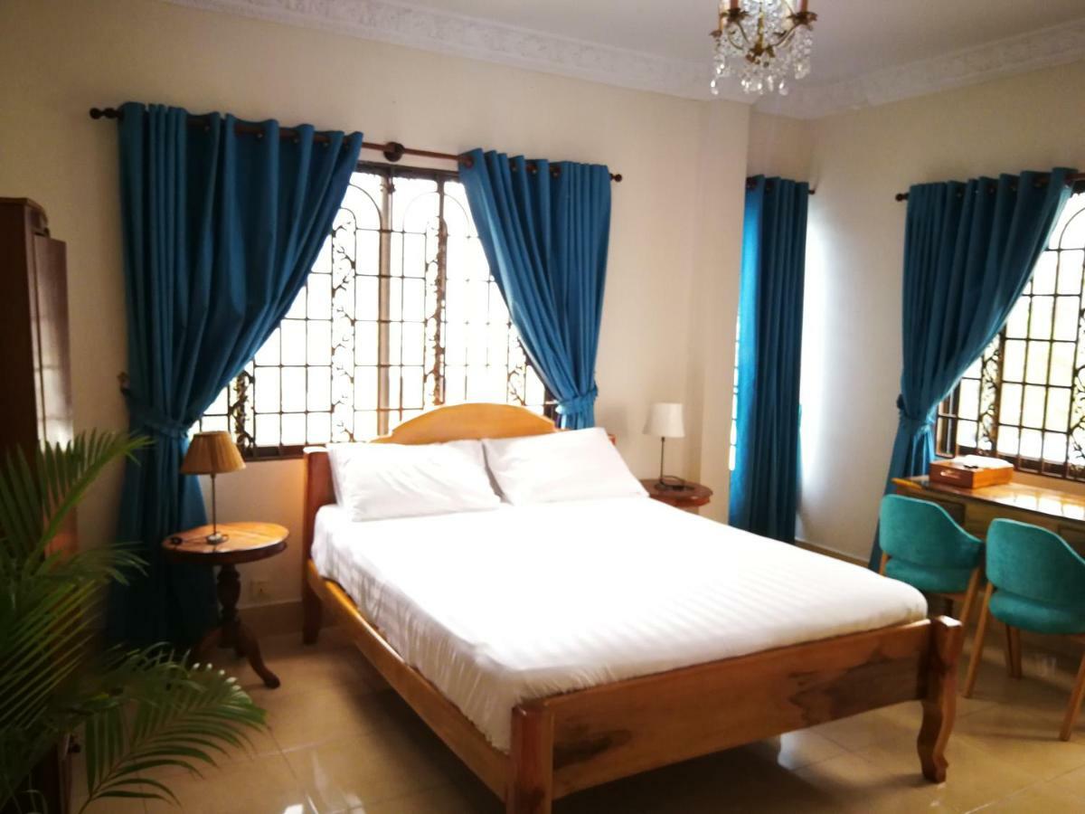 Villa Paradiso Phnom Penh Ngoại thất bức ảnh