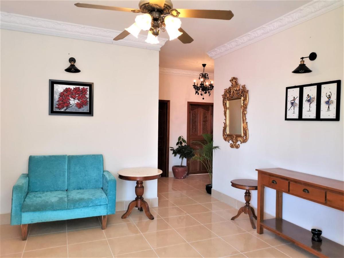 Villa Paradiso Phnom Penh Ngoại thất bức ảnh